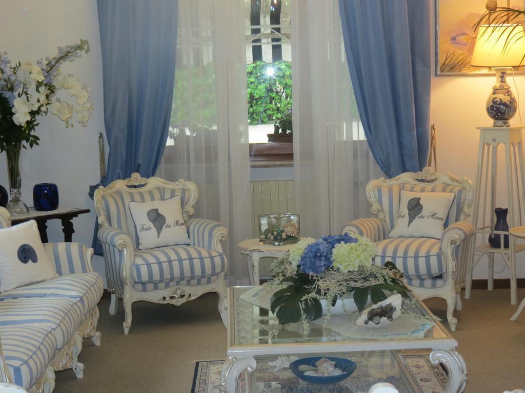 Hotel Tirreno Forte dei Marmi Exterior photo