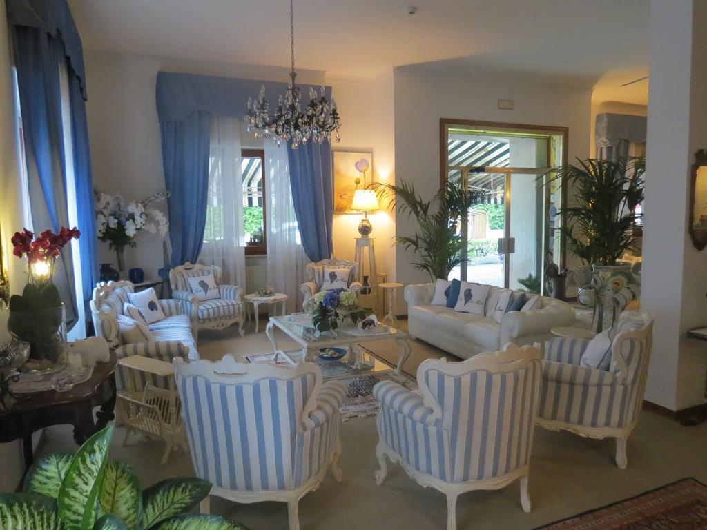 Hotel Tirreno Forte dei Marmi Exterior photo
